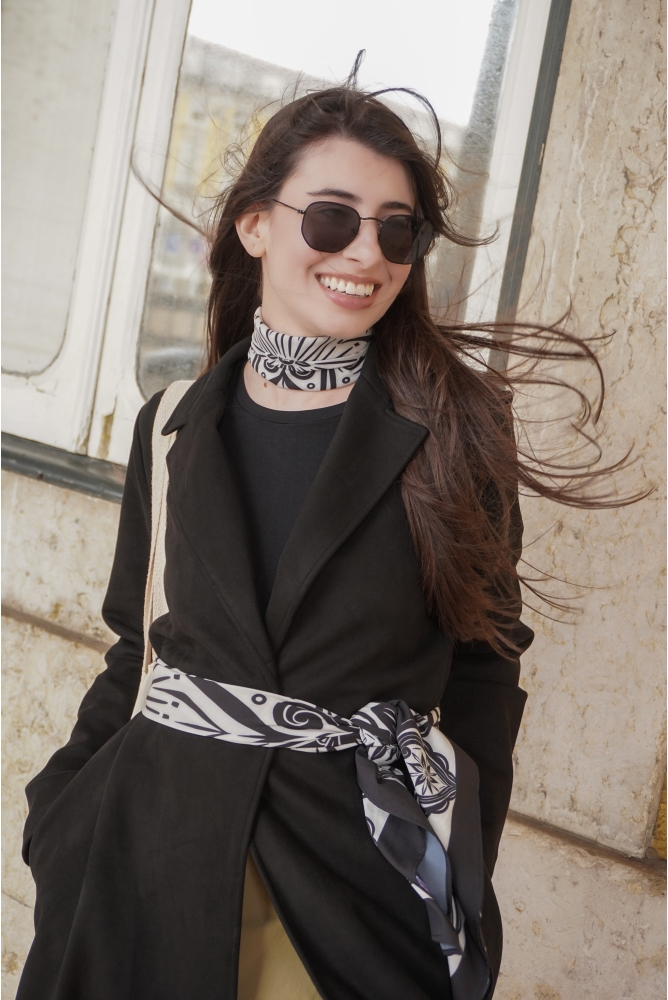 Lenço Mandacaru 60x60 (Preto)