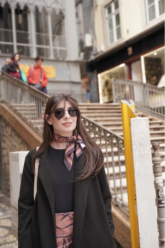 Lenço Caju 60x60 (Marrom)