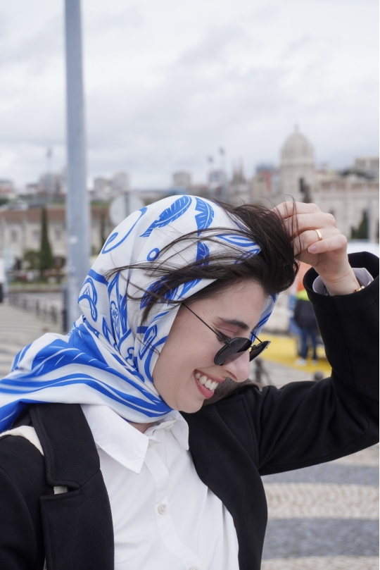 Lenço Caju 110x110 (Azul)